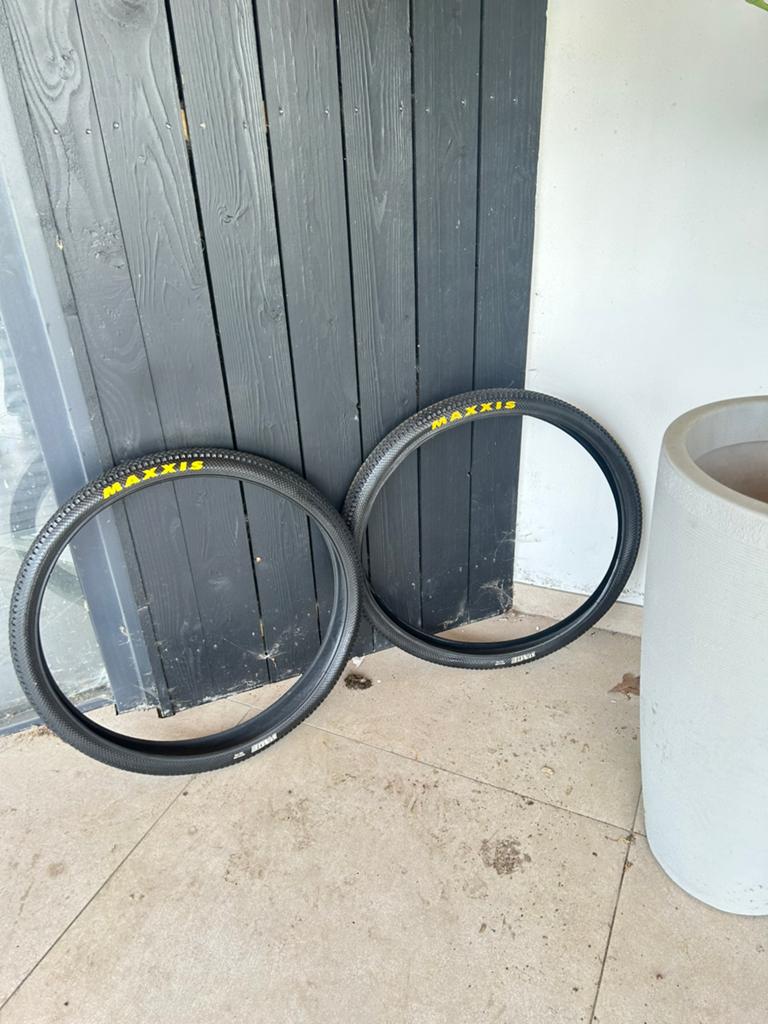 Maxxis Pace banden 26x1.95, Fietsen en Brommers, Fietsonderdelen, Ophalen, Zo goed als nieuw