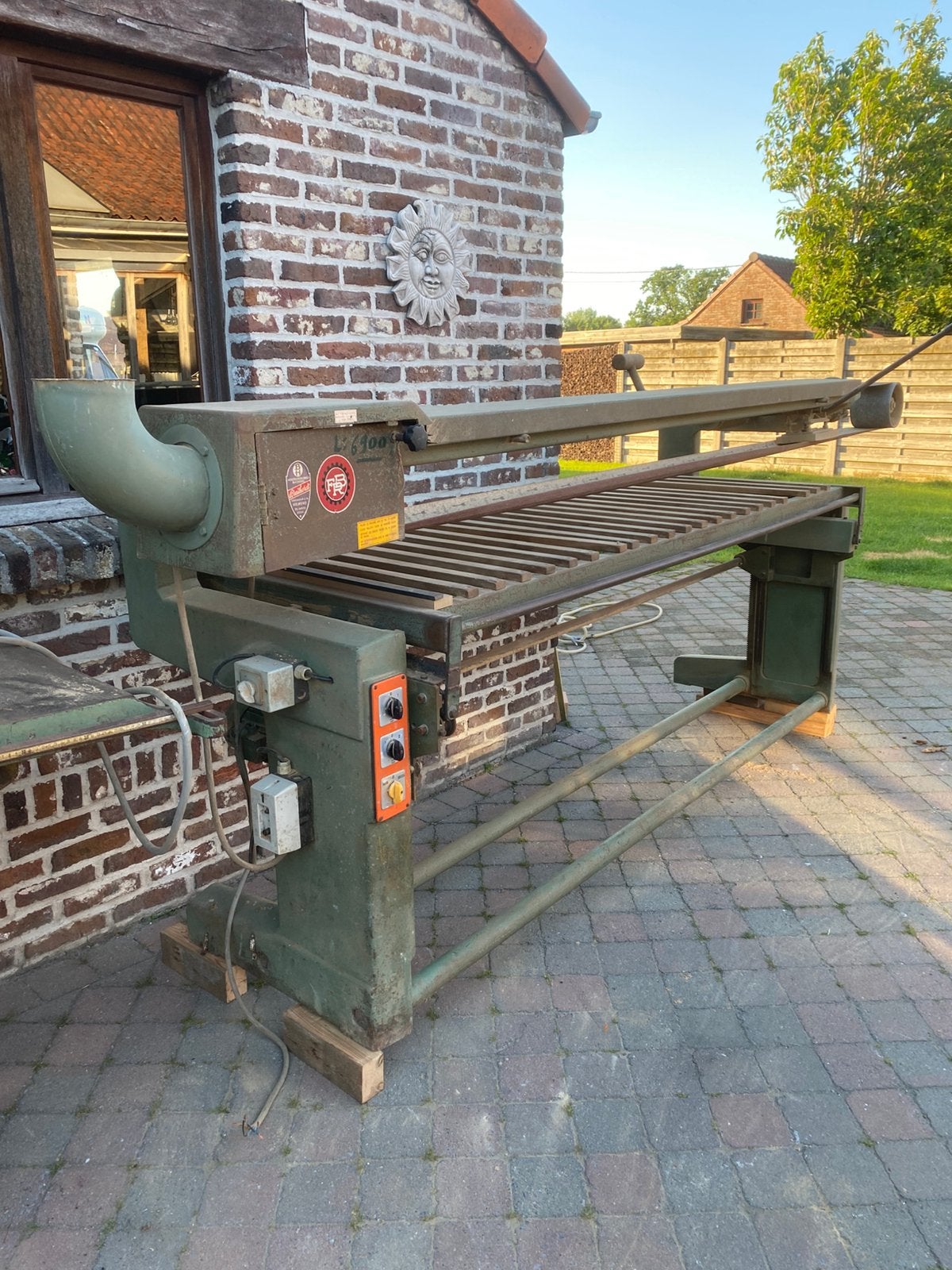 Band schuurmachine, Ophalen of Verzenden, Zo goed als nieuw, Minder dan 600 watt, Bandschuurmachine