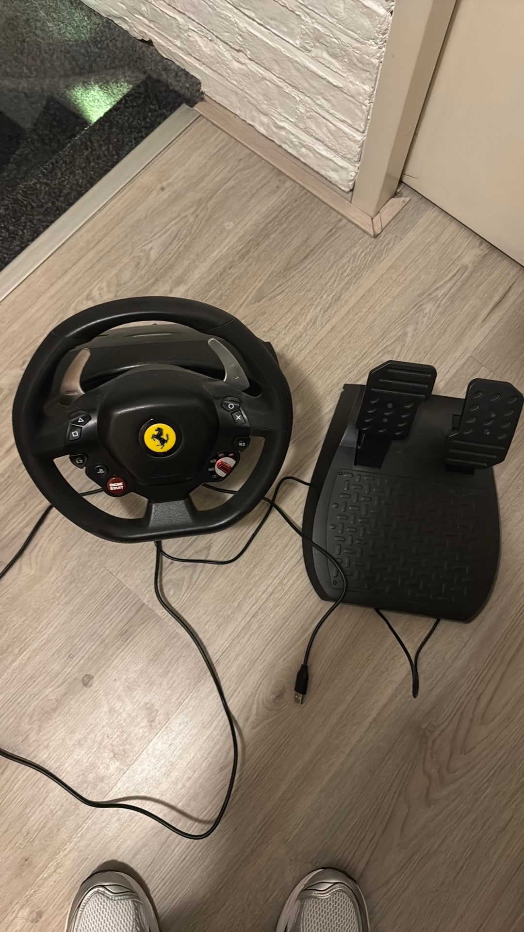 Ferrari game stuur+pedalen, Ophalen, Zo goed als nieuw