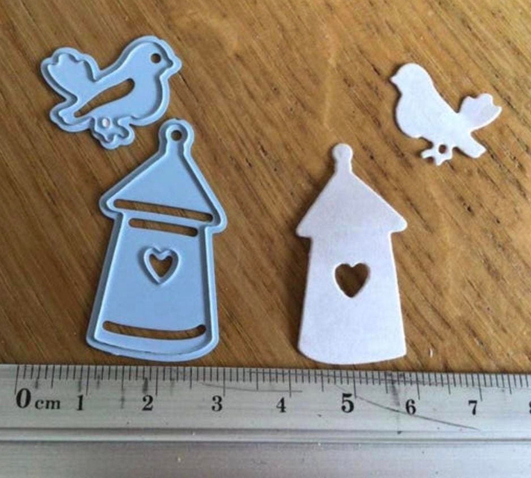 Snijmal 2 delig vogel met huisje van Marinne design 2166, Hobby en Vrije tijd, Ophalen of Verzenden, Zo goed als nieuw, Pons of Mal