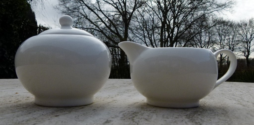 Nieuw Prachtig Douwe Egberts Servies PUUR, Ophalen of Verzenden, Nieuw, Porselein, Compleet servies
