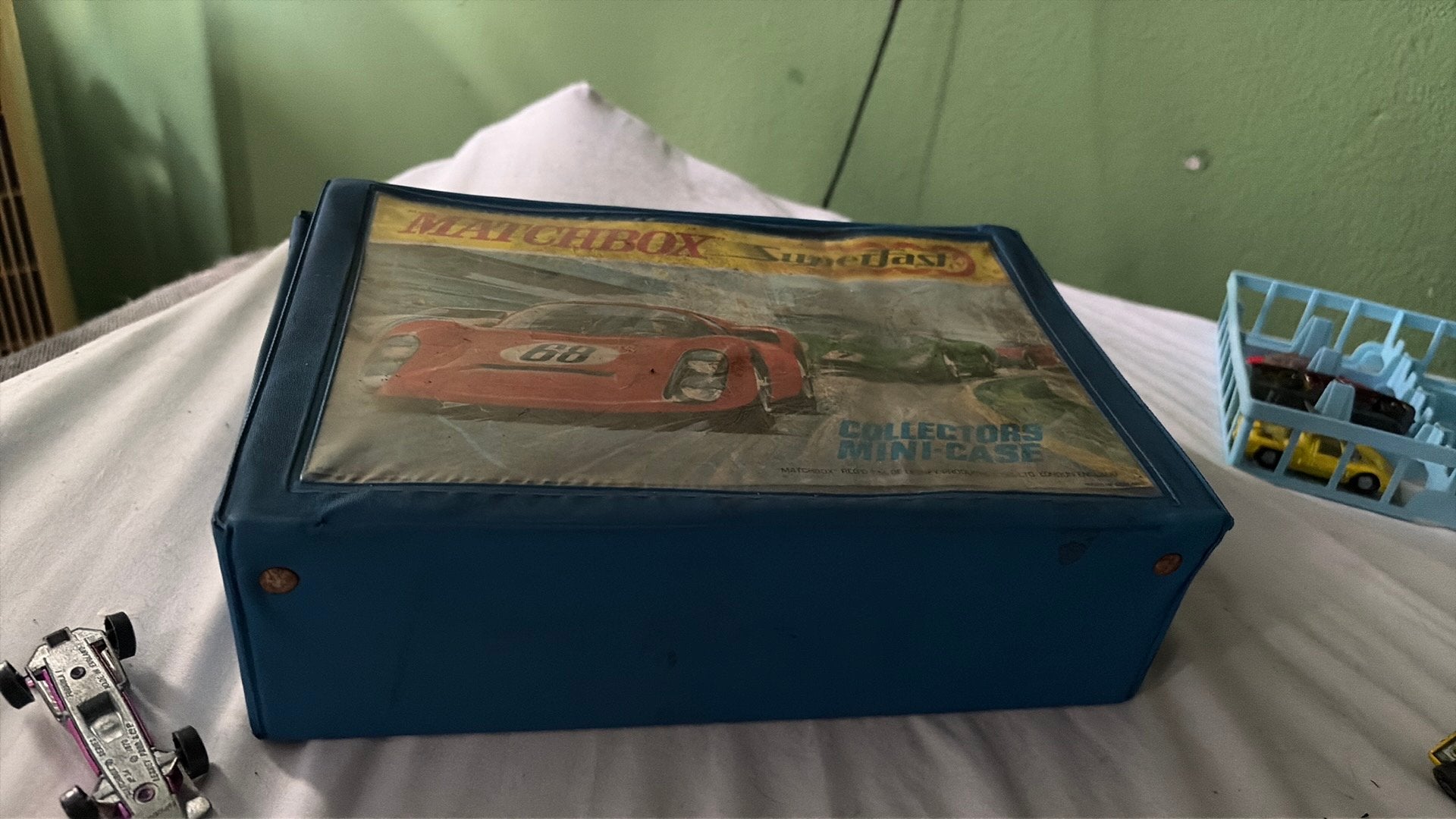 14 matchbox auto’s plus opbergkoffer, Ophalen of Verzenden, Zo goed als nieuw