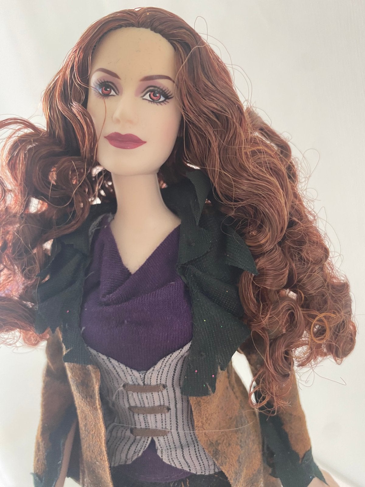 Barbie Collector Twilight Saga Eclipse Victoria Doll:, Ophalen of Verzenden, Zo goed als nieuw, Carnaval