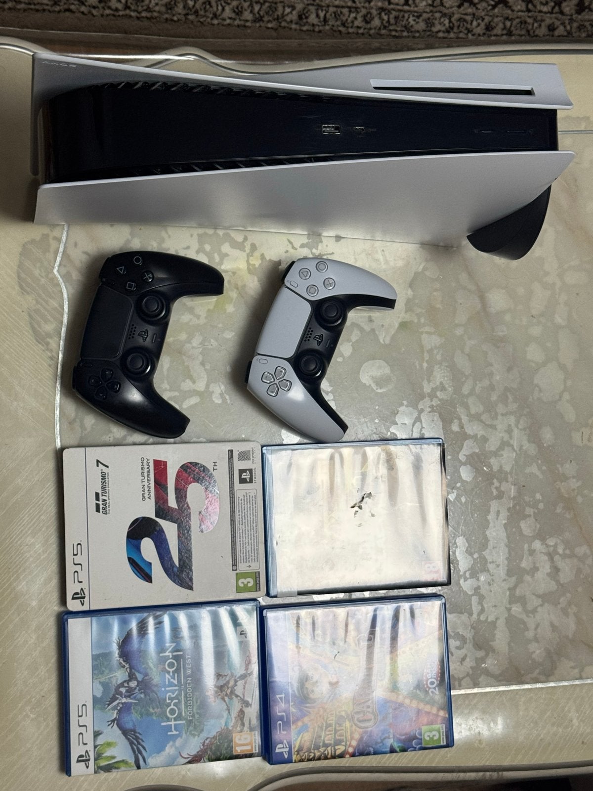 PS5 Disc Edition met 2 controllers en 4 games, Ophalen, Gebruikt, Playstation 5