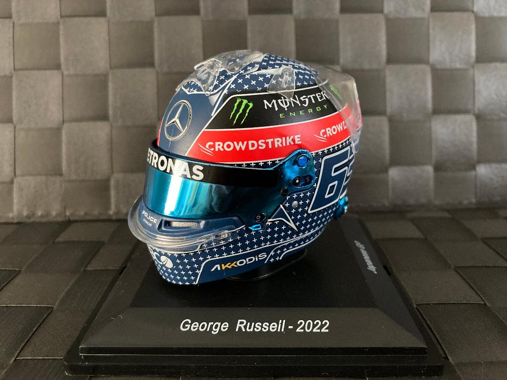 ✅ George Russell 1:5 helm 2022 Japanese GP Mercedes AMG W13, Ophalen of Verzenden, Nieuw, Formule 1