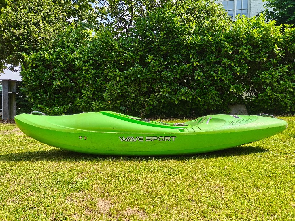 Wildwaterkajak Wavesport Recon 83, Ophalen, Gebruikt, 1-persoons