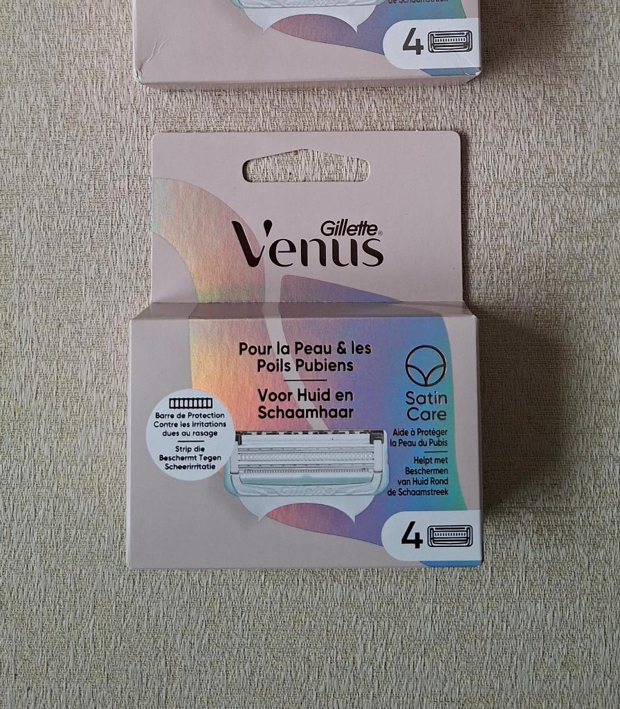 Gillette Venus satin care 8 scheermesjes- huid en schaamhaar, Ophalen, Nieuw, Overige typen