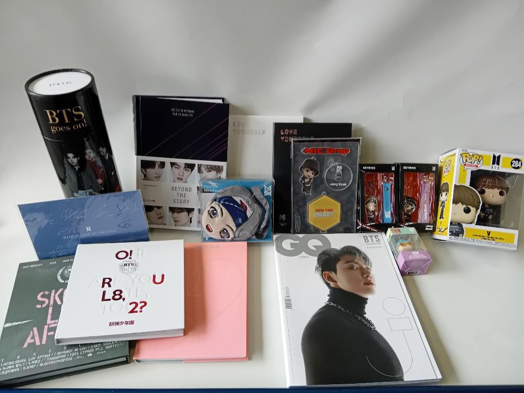 K-Pop BTS verzameling, Verzamelen, Ophalen, Zo goed als nieuw, Overige typen