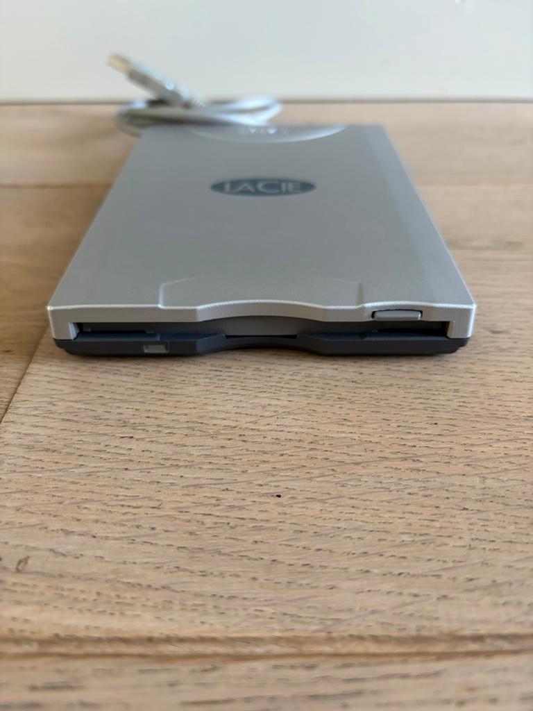 Retro LaCie USB Floppydrive, Computers en Software, Harde schijven, Gebruikt, Desktop, Extern, USB, Ophalen of Verzenden