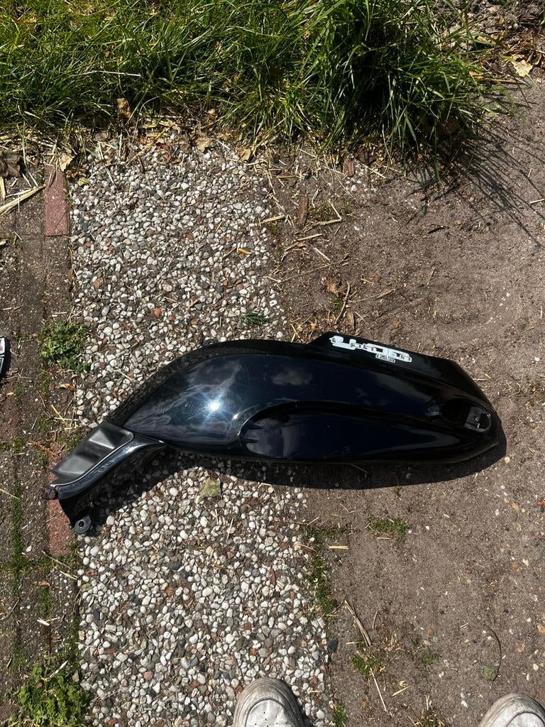 Piaggio typhoon zijkap alle ophangpunten, Fietsen en Brommers, Brommeronderdelen | Scooters, Ophalen of Verzenden, Overige typen