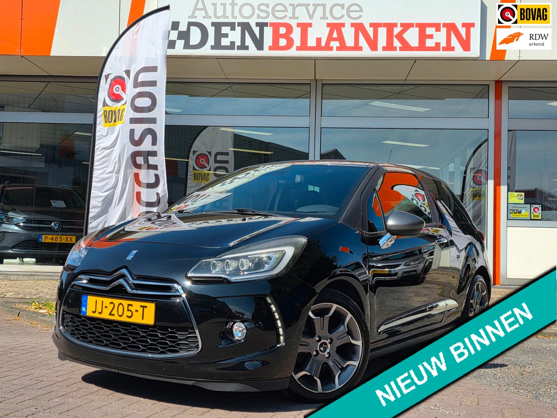 DS 3 1.2 PureTech So Chic Automaat BJ.2016 / Navi / Cruise /, Auto's, DS, Gebruikt, Euro 6, 1199 cc, Origineel Nederlands