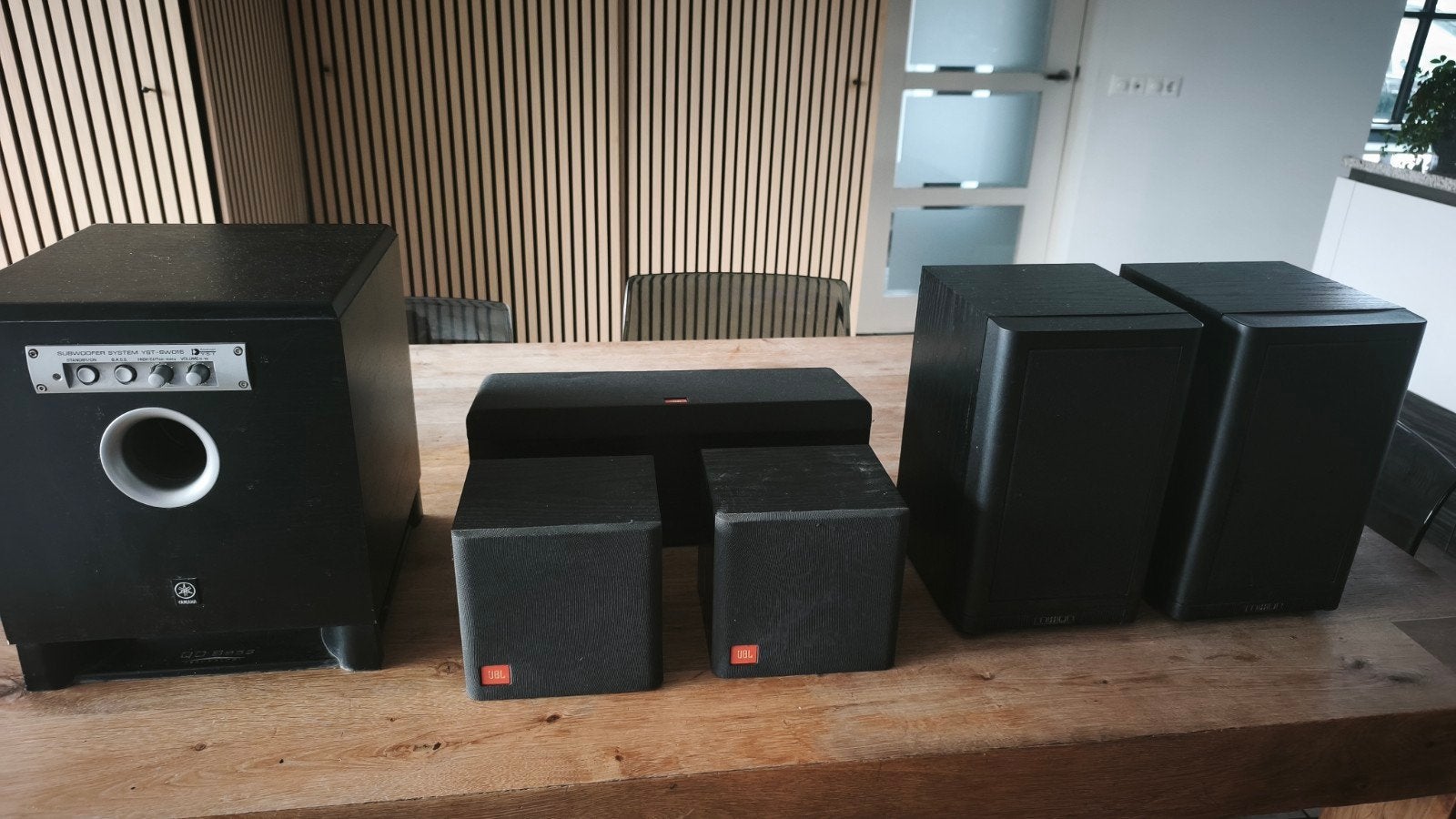 Speakerset: Mission, JBL en Yamaha subwoofer, Ophalen of Verzenden, Mission, Minder dan 60 watt, Boekenplank luidspreker