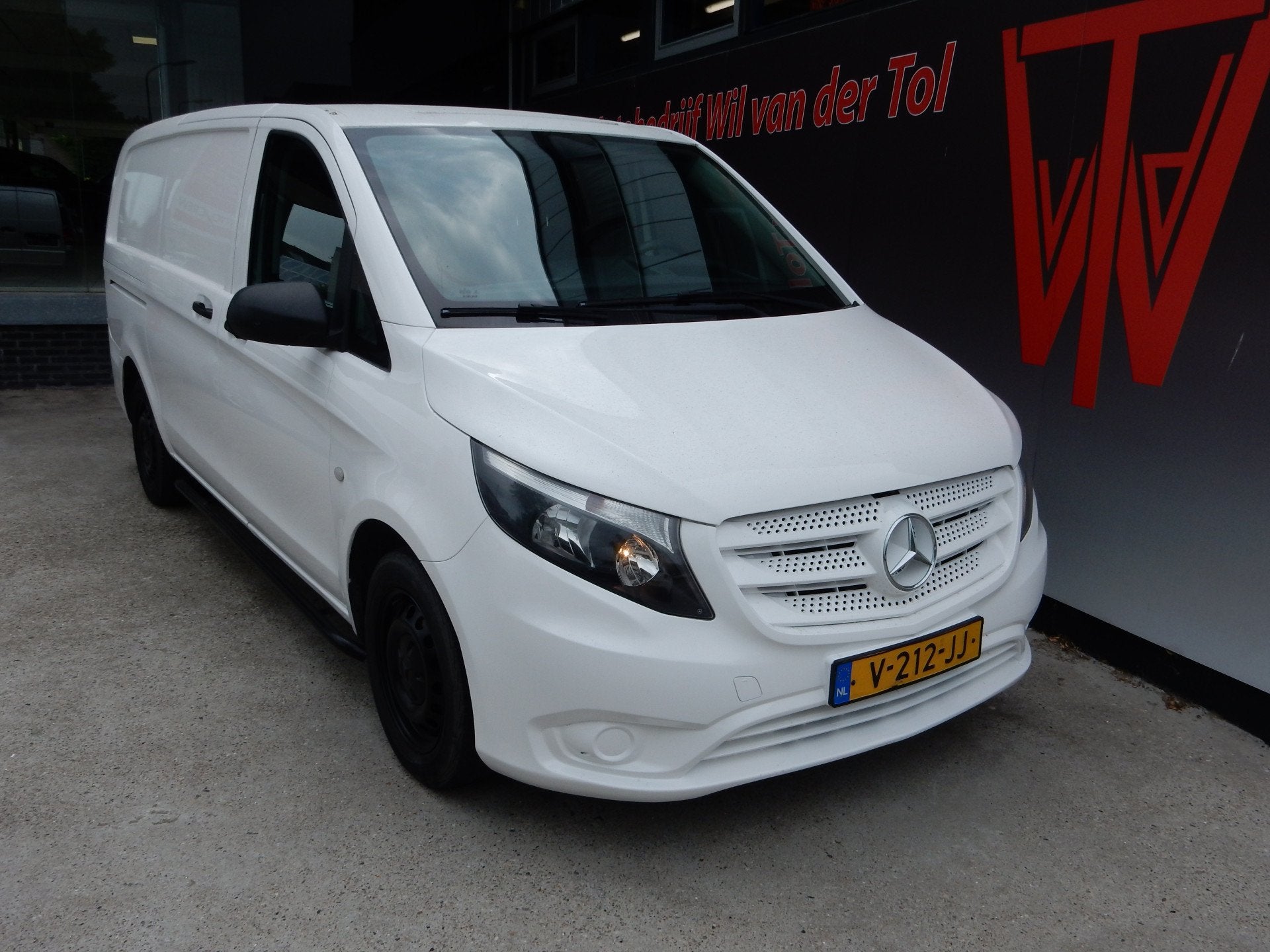 Mercedes-Benz Vito 111 CDI L2 PROF. PLUS | EURO 6! | TREKHAA, Voorwielaandrijving, Gebruikt, 4 cilinders, 1600 cc