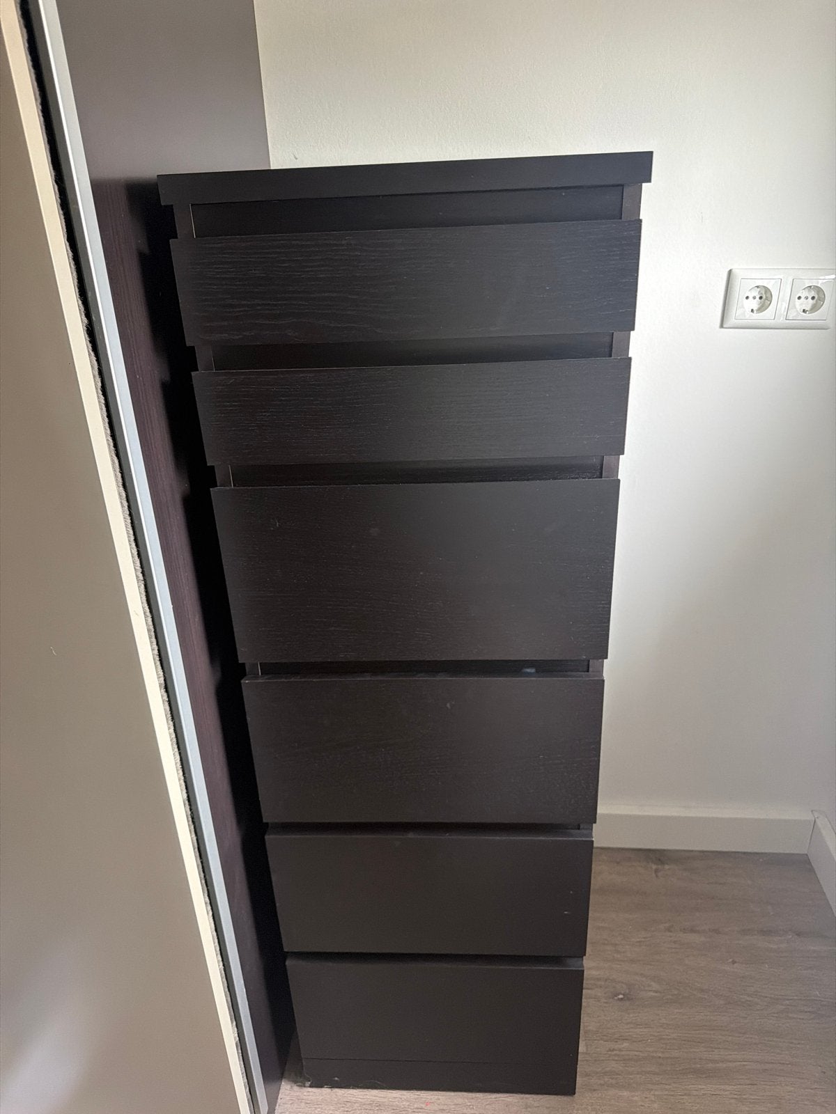 Ikea kastje met spiegel - Goede staat, Minder dan 50 cm, 5 laden of meer, 100 tot 150 cm, Ophalen of Verzenden