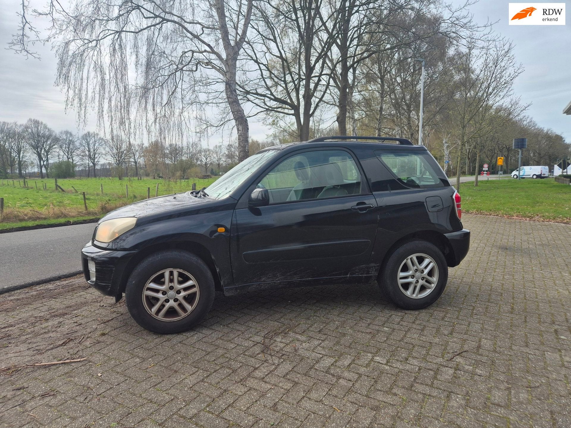 Toyota RAV4 1.8-16V VVT-i Luna 2003 AIRCO NETTE STAAT 190000, Auto's, Toyota, Voorwielaandrijving, Gebruikt, 4 cilinders, 14 km/l