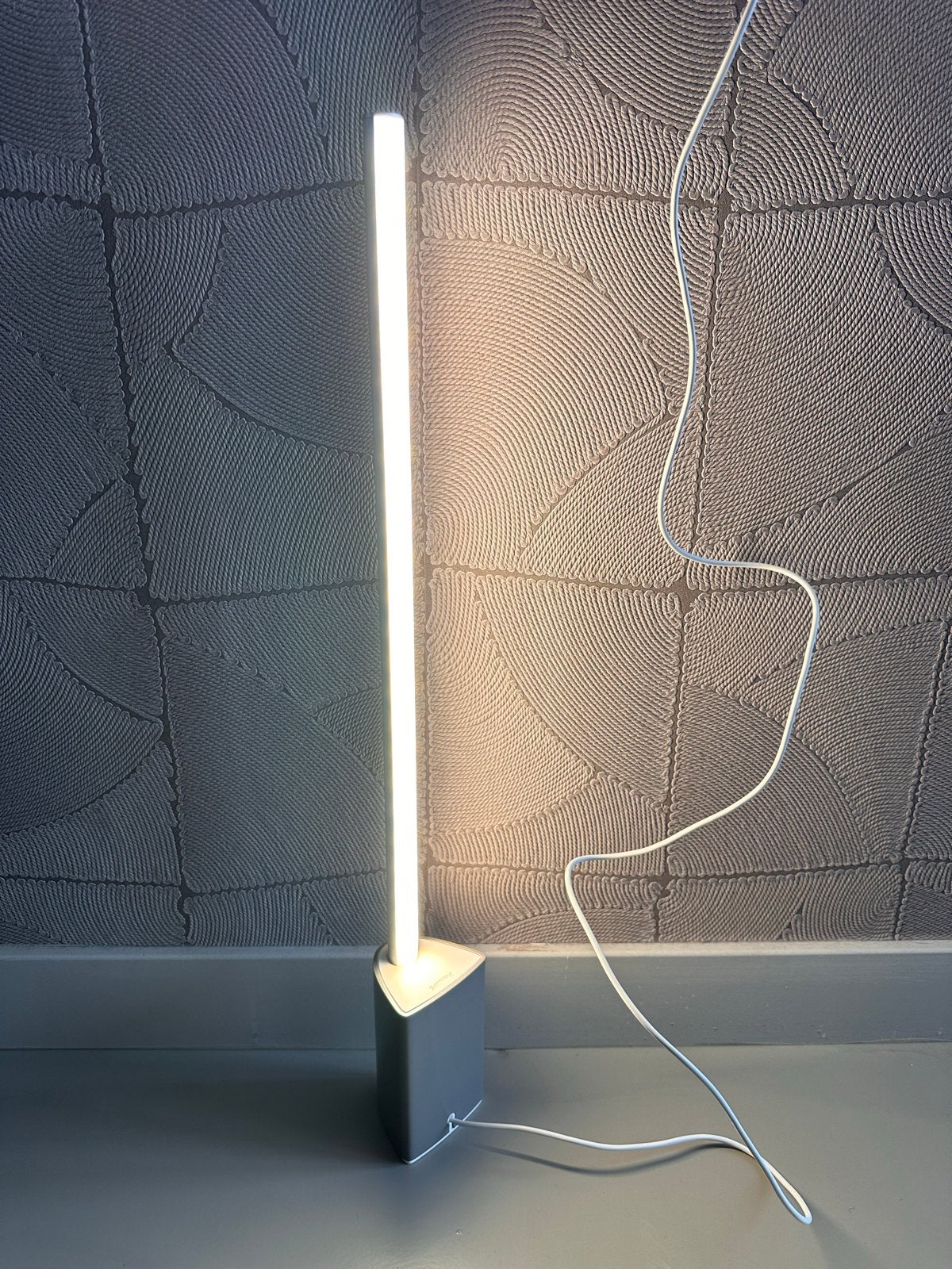 Philips Hue Signe tafellamp - Zo goed als nieuw, Ophalen, Dimbaar, Philips Hue, Modern