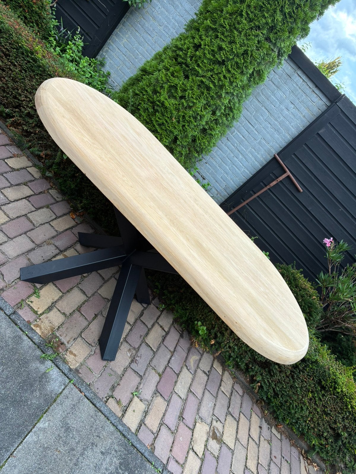 Ovale eettafel, Huis en Inrichting, Tafels | Eettafels, Ophalen, 100 tot 150 cm, 200 cm of meer, Zo goed als nieuw