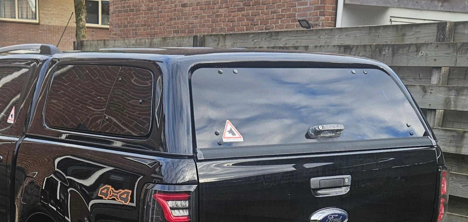 Aeroklas Canopy Ford Ranger 2AB met remlicht en klapruitje, Ophalen, Zo goed als nieuw