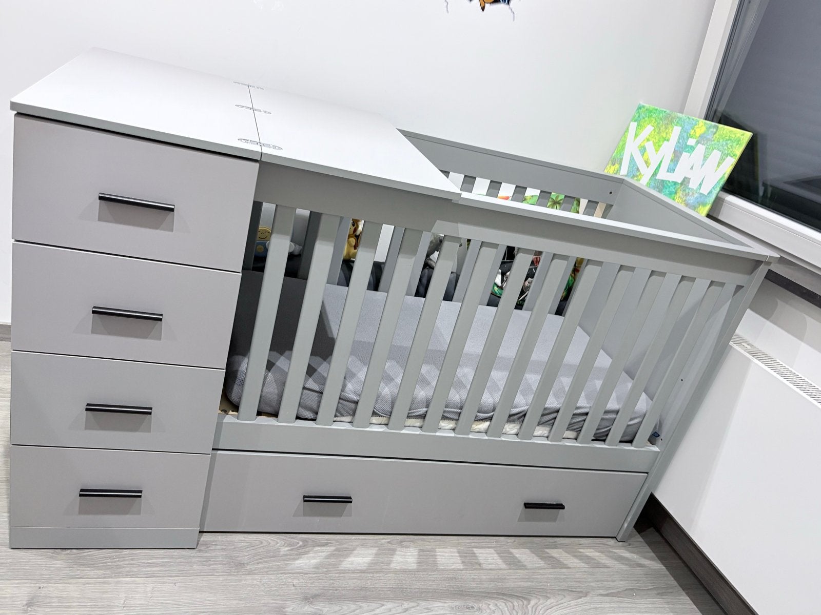 3-in-1 Ledikant met Ladekast, HangKast en Verzorgtafel, Kinderen en Baby's, Ophalen, Zo goed als nieuw, Ledikant