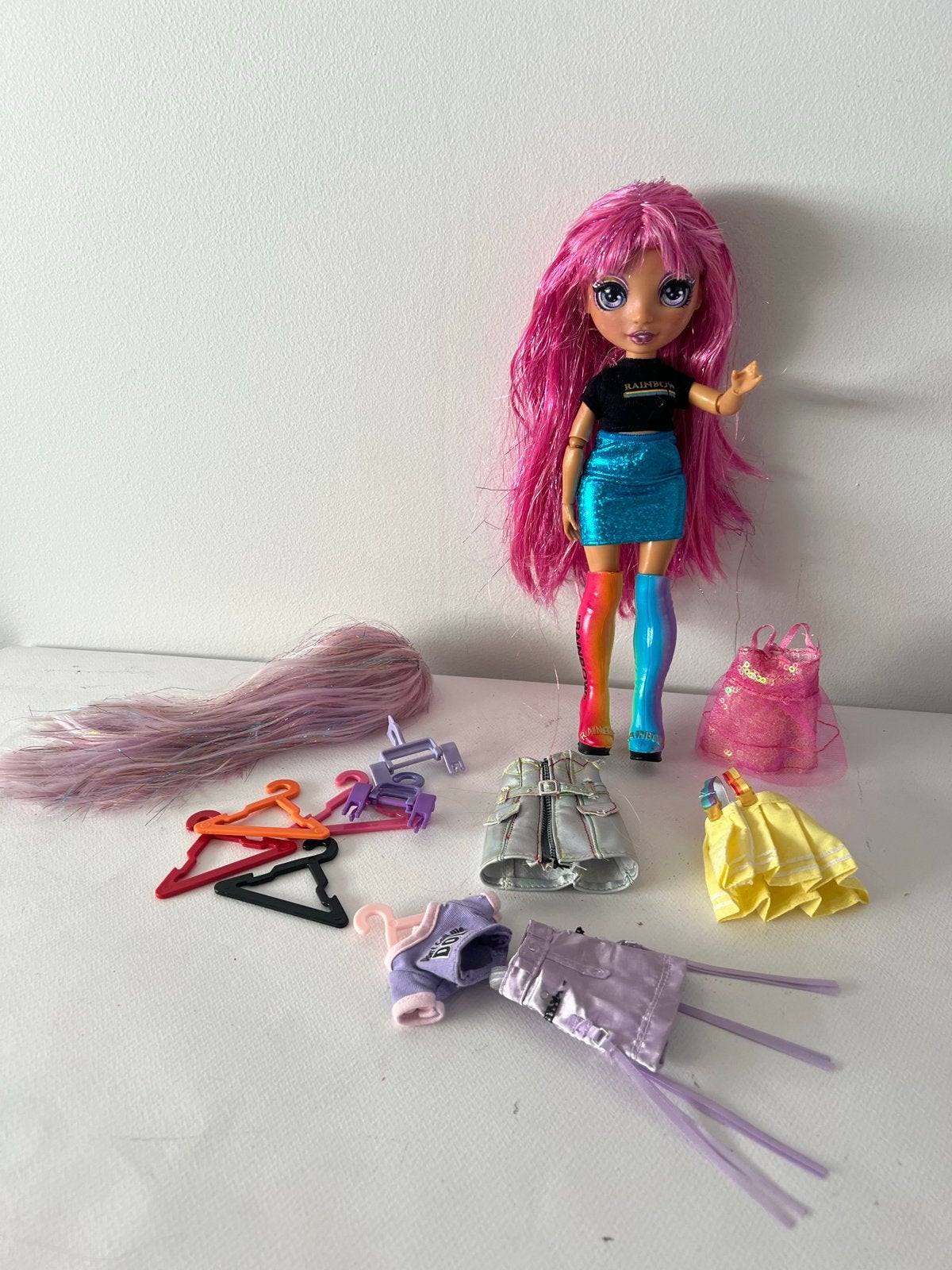 Rainbow High Avery Styleset met extra pruiken en kleding, Ophalen, Gebruikt, Overige typen