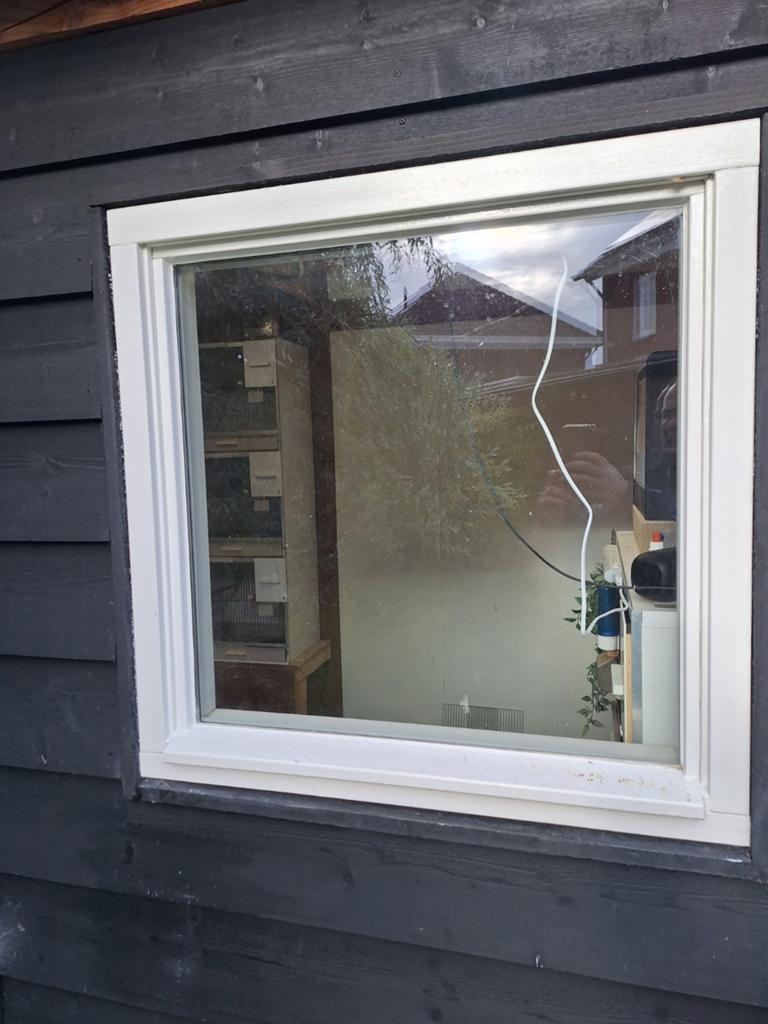 Meranti raamkozijn + thermopane raam, Doe-het-zelf en Verbouw, Glas en Ramen, Ophalen of Verzenden, Gevelraam of Ruit, 120 tot 160 cm