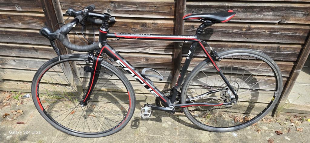 Focus Racefiets - Goed Onderhouden met Kleine Speling, Ophalen of Verzenden