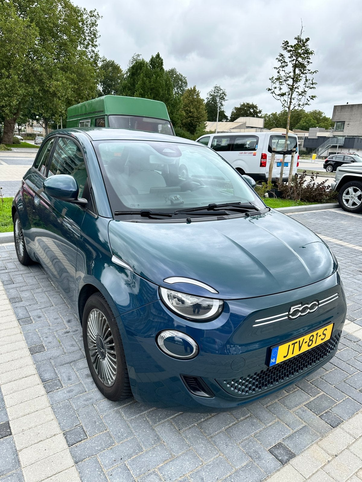 Fiat 500 Icon 42kWh 118 pk Aut 2022 Blauw, Dealer onderhouden, Stof, 116 pk, Grijs