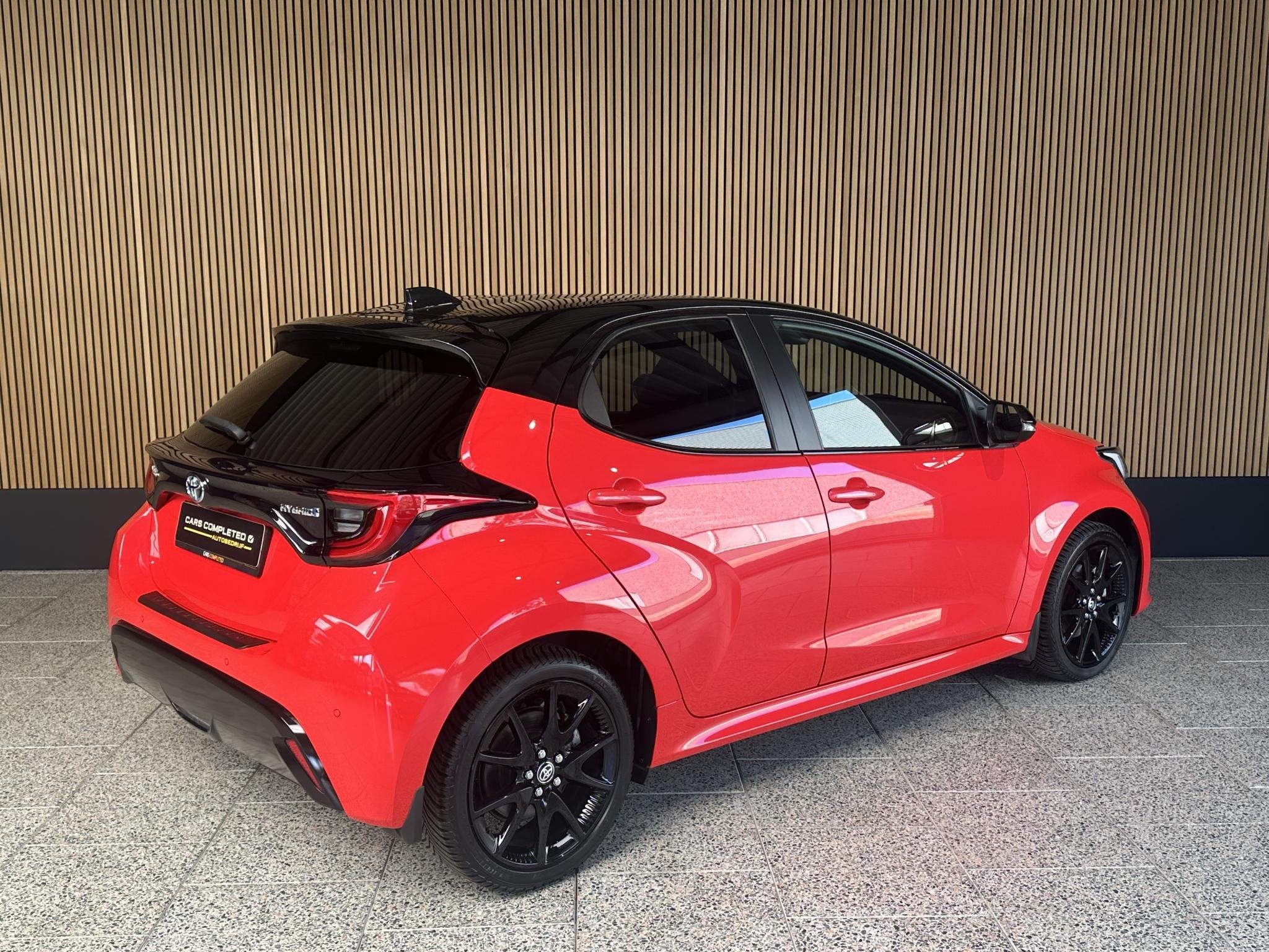 Toyota Yaris 1.5 Hybrid Executive HUD | Camera | JBL | Stoel, 450 kg, Gebruikt, Euro 6, 1490 cc