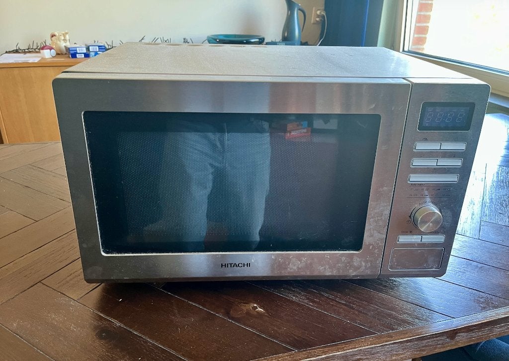 Hitachi Magnetron, Witgoed en Apparatuur, Ophalen, Gebruikt, Magnetron, Draaiplateau