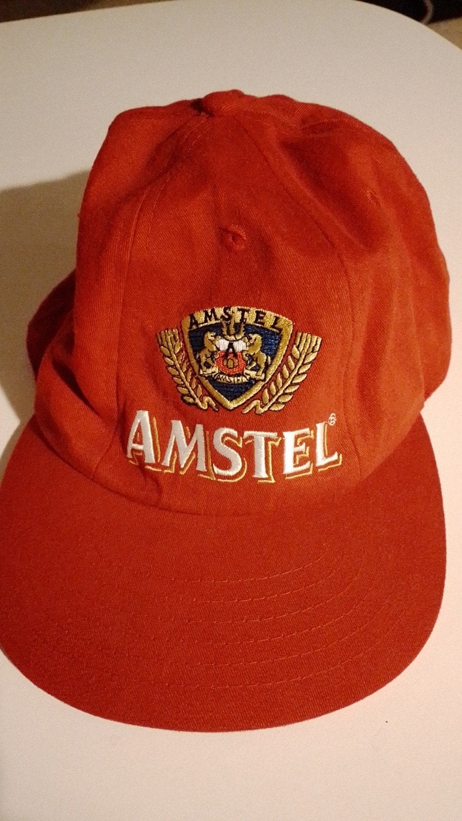 Amstel Pet - Rood met Geborduurd Logo, Amstel, One size fits all, Ophalen of Verzenden, Pet