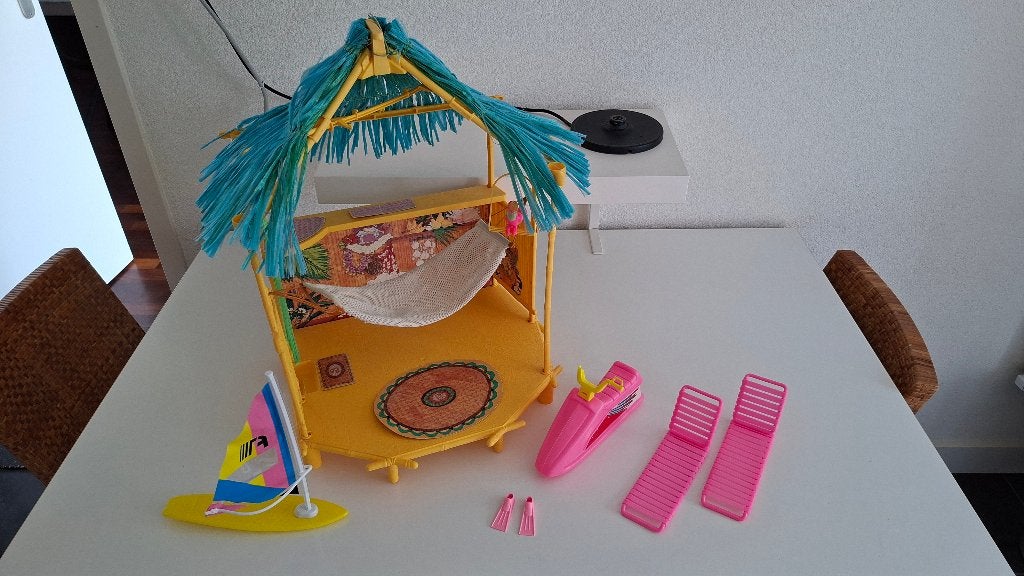 Barbie Vintage Strandtent met surfplank +/- 1988, Ophalen, Gebruikt, Barbie