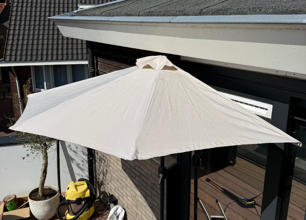 Halve parasol voor balkon 2,5 m - met halve parasolvoet, Ophalen, Nieuw, 2 tot 3 meter, Strandparasol