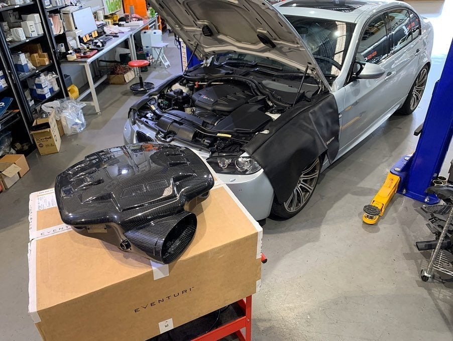 Eventuri Gloss Carbon plenum - BMW M3 E90 E92 E93 07-13, Ophalen of Verzenden