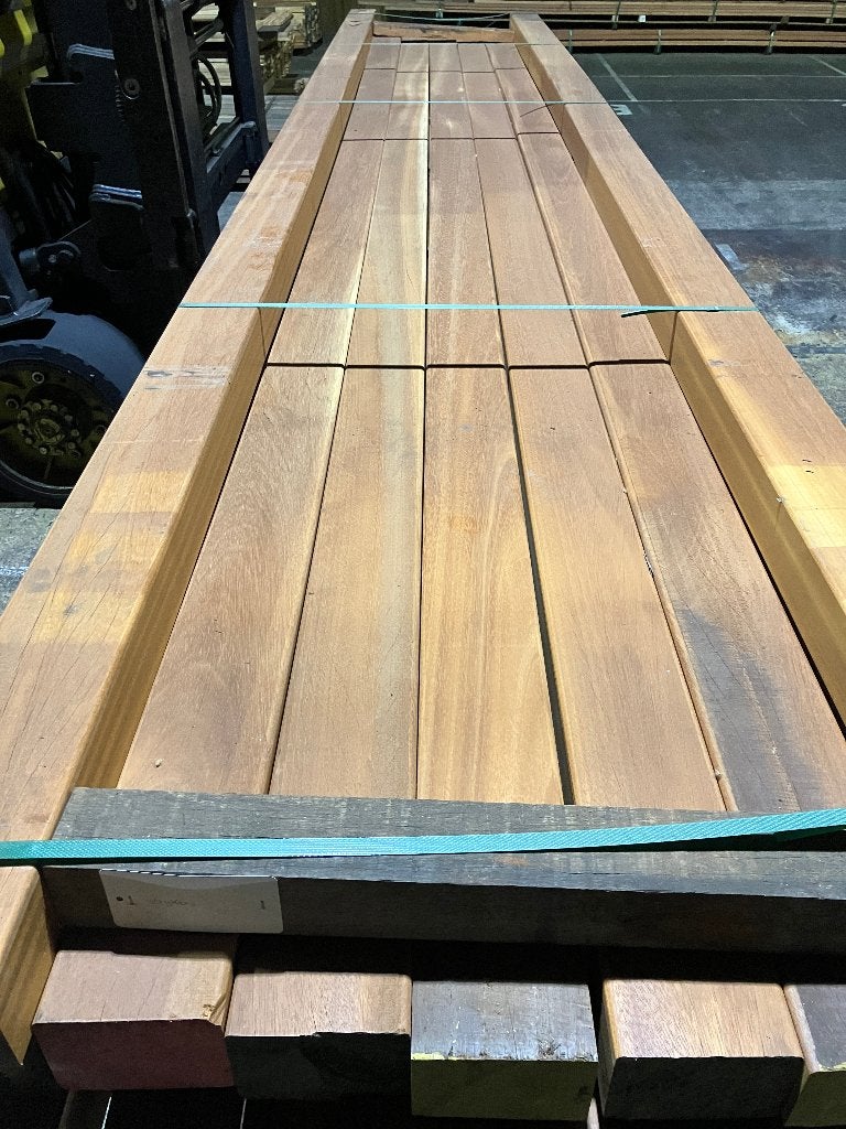 balken-liggers-staanders-dragers-Hardhout-Tatajuba-95x135mm, Tuin en Terras, Palen, Balken en Planken, Ophalen, Nieuw, Hardhout