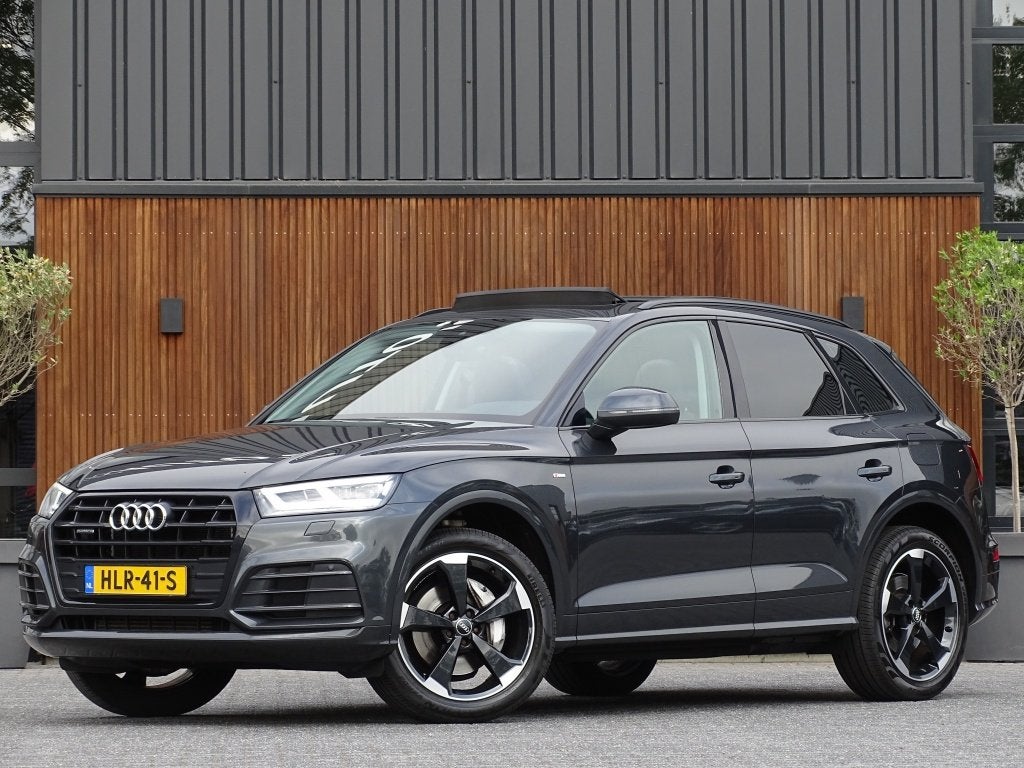 Audi Q5 50 TFSI e 299PK / S-Line / 20'' Rotor / panoramadak, Auto's, Audi, Automaat, 4 cilinders, Plug-in hybride, Bedrijf