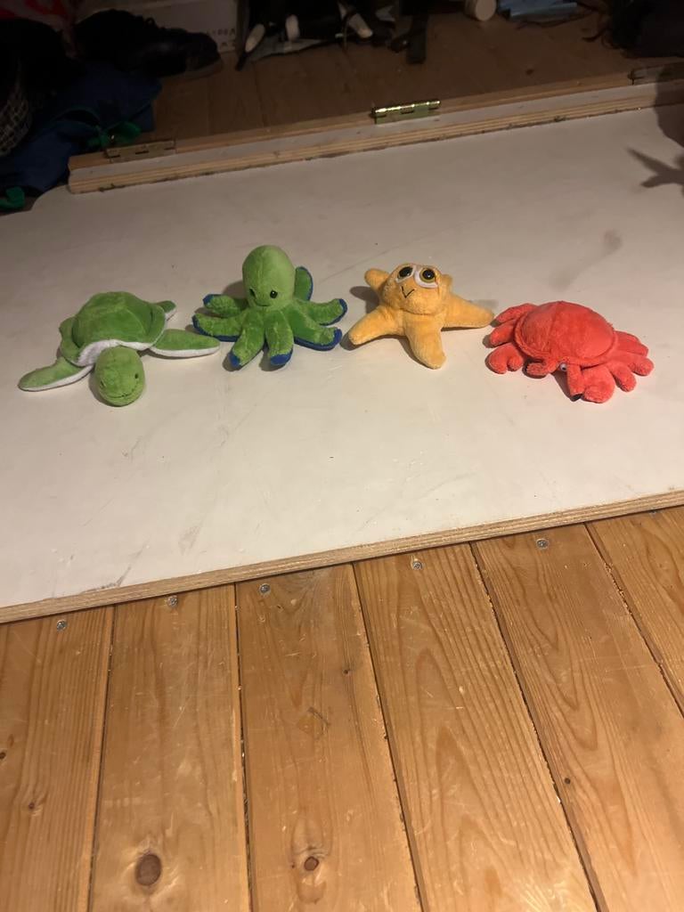 Leuke knuffels: schildpad, octopus, zeester en krab, Overige typen, Ophalen of Verzenden, Klein (minder dan 20 cm), Gebruikt