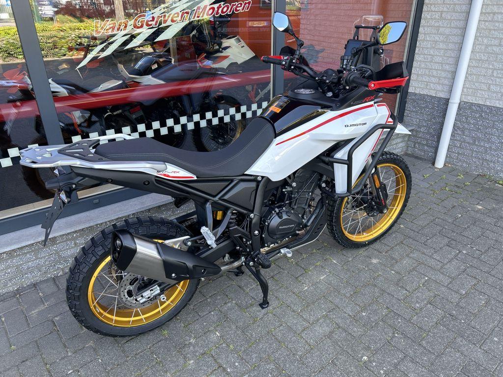QJMOTOR SRT 450 RX 2026, Toermotor, QJMOTOR, Lorentzlaan 14
3401 MX  IJsselstein, NL, MotoMondo B.V.