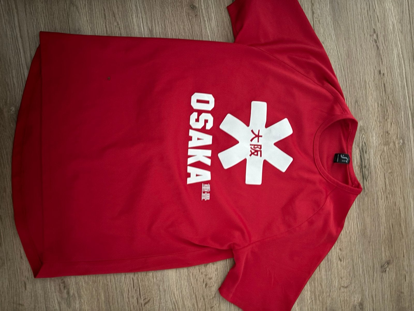 Osaka shirt rood, Ophalen of Verzenden, Zo goed als nieuw, Kleding