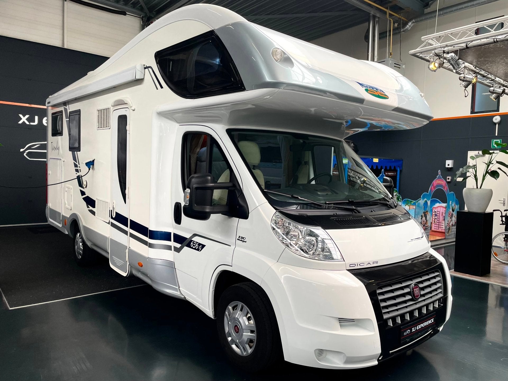 Mc louis TANDY 630G SAT+TV 2X AIRCO LUIFEL CRUISE-CONTROL, Koelkast, Alkoof, Verwarmde buitenspiegels, Bedrijf