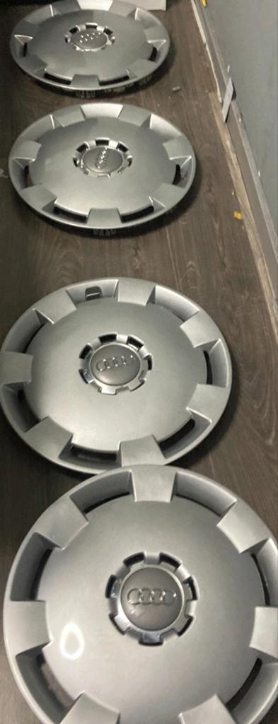 Audi wieldoppen, Auto diversen, Wieldoppen, Ophalen of Verzenden