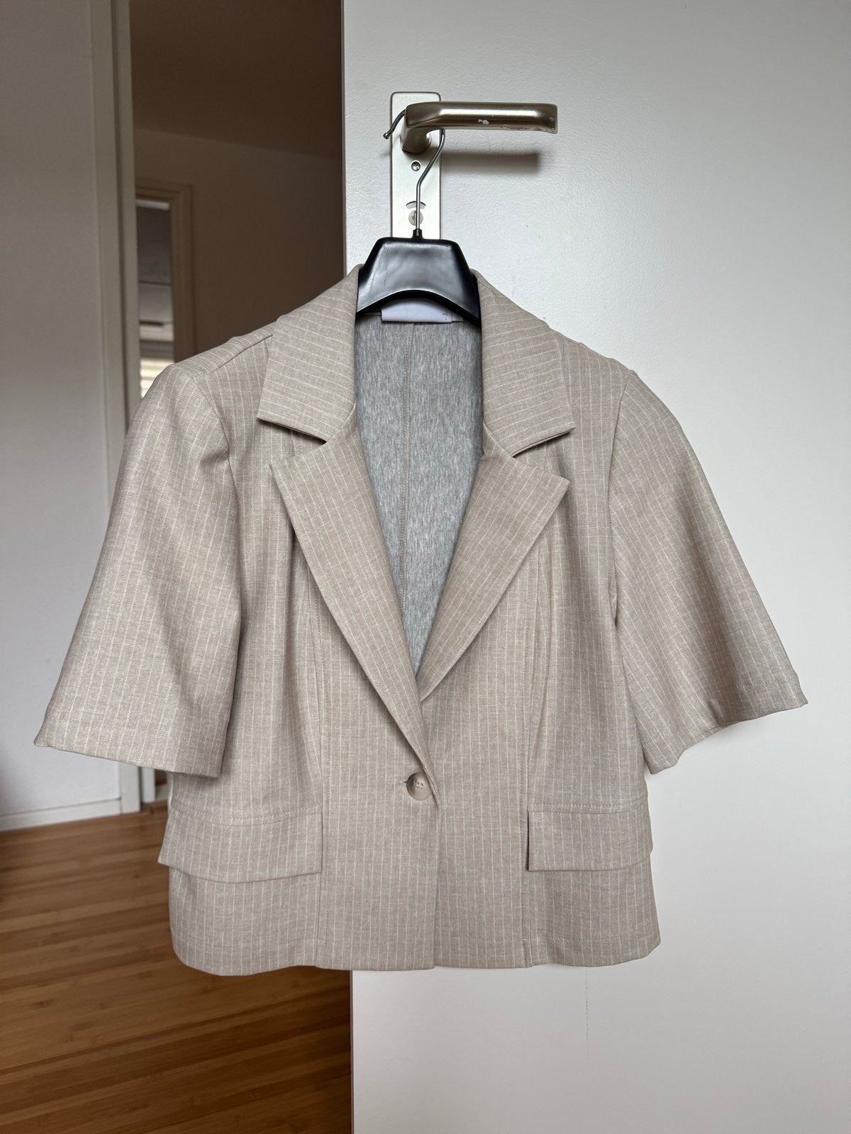 Helena Hart Colbertje Blazer Maat M - Ongebruikt!, Maat 38/40 (M), Beige, Nieuw, Ophalen of Verzenden