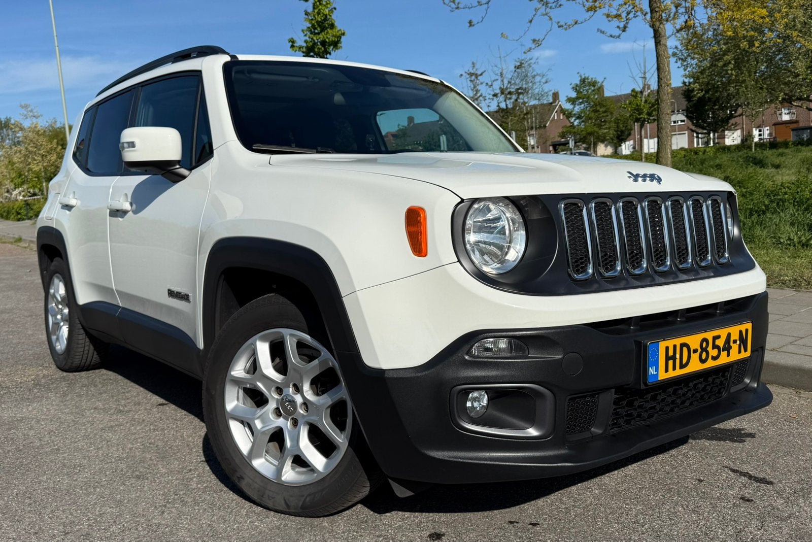 Jeep Renegade 1.4 Multiair Turbo 103KW 2WD AUT 2015 Wit, Auto's, 1295 kg, 4 cilinders, Wit, Origineel Nederlands