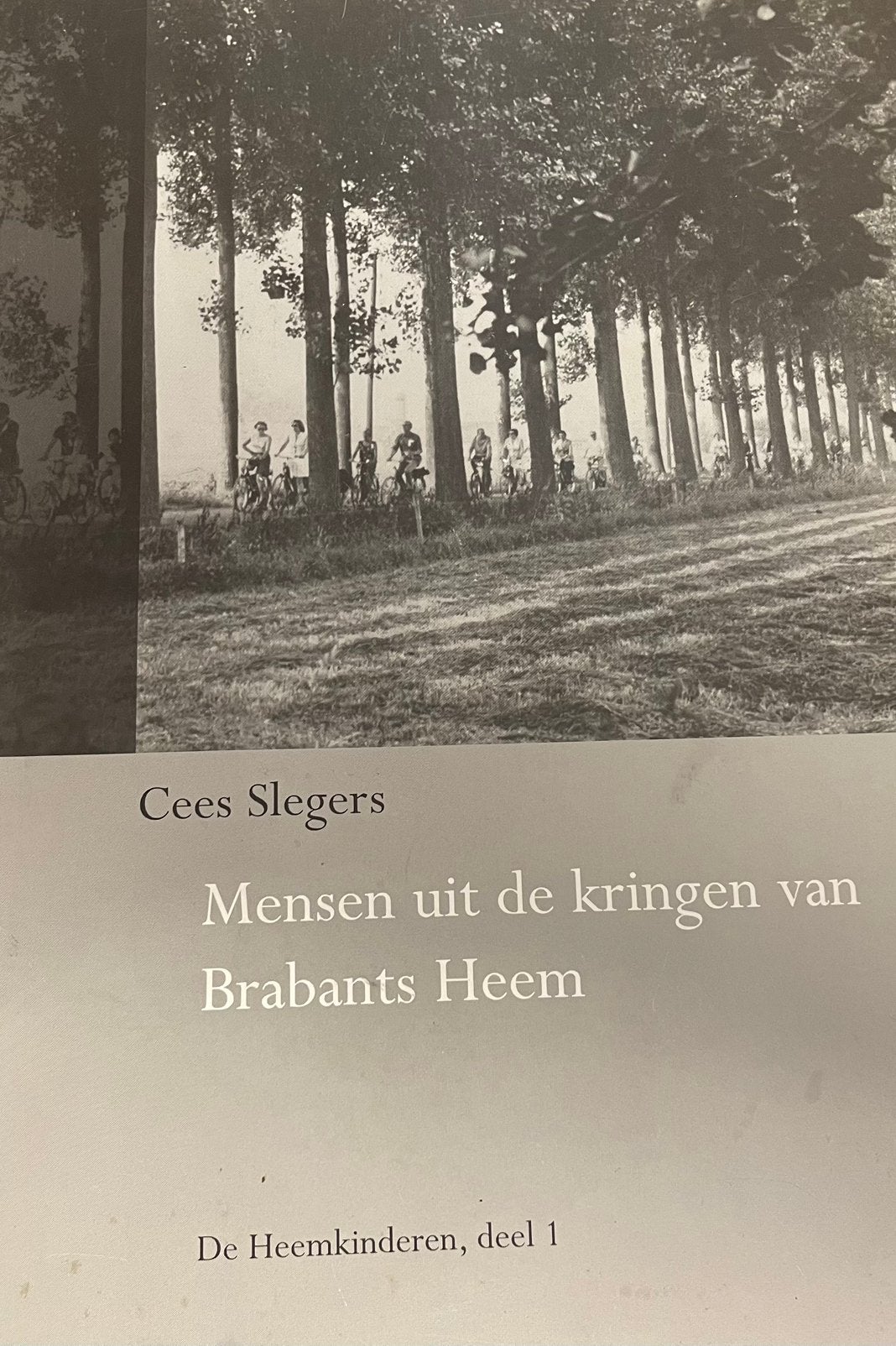 Mensen uit de kringen van Brabants Heem 1941, Ophalen of Verzenden, Zo goed als nieuw