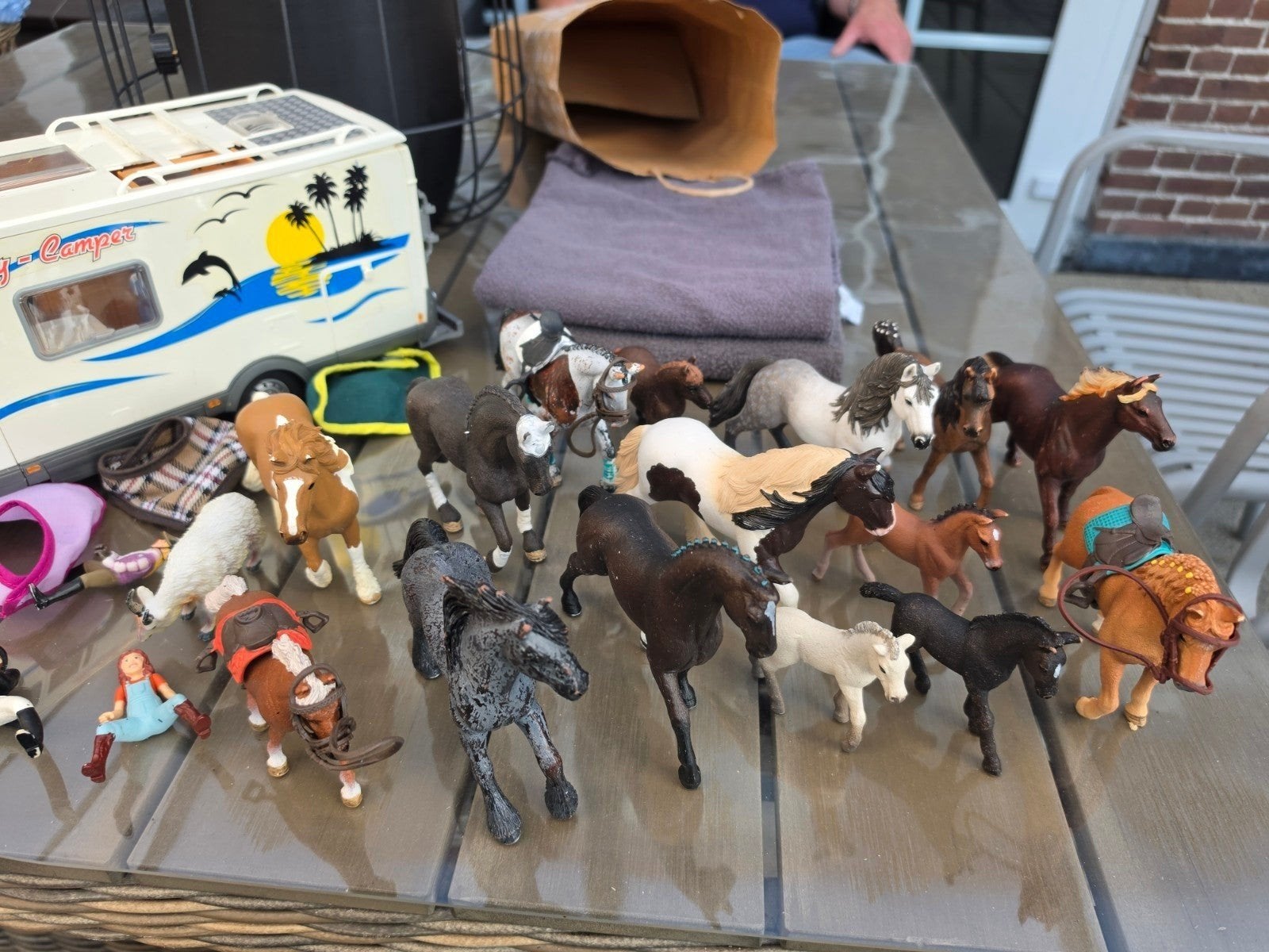Schleich paarden en Dickie Toys Holiday Camper, Ophalen of Verzenden, Gebruikt