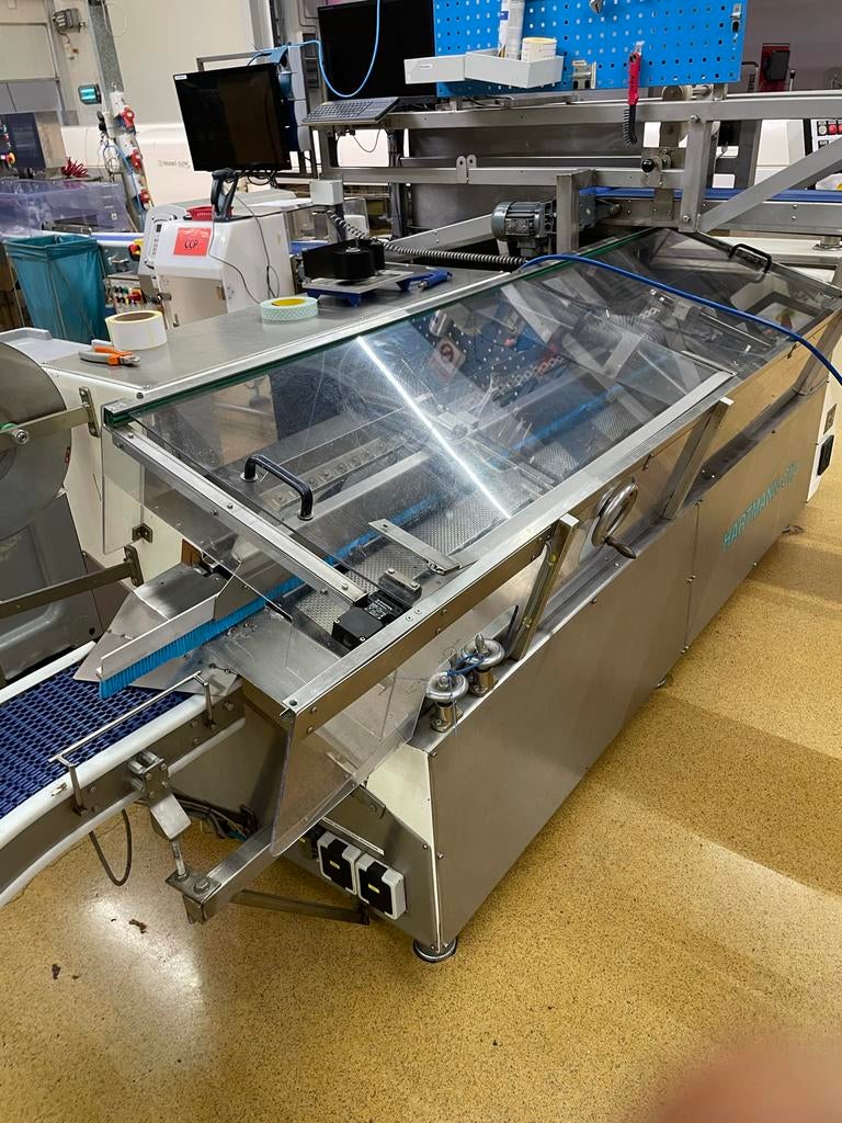 Hartmann klipmachine verpakkingsmachine met transportband, Ophalen of Verzenden