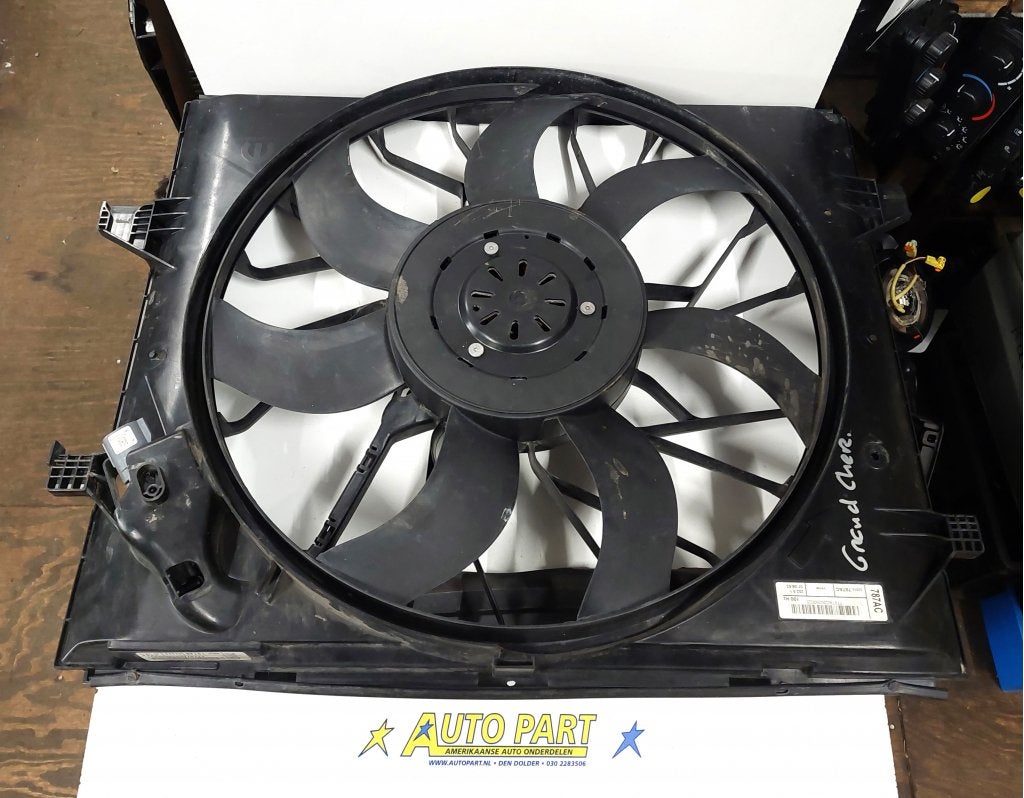 Jeep Grand Cherokee koelventilator 2011-2020, Gebruikt, Ophalen of Verzenden, Jeep, PO Box 21-8004 | Auburn Hills, MI 48321-8004