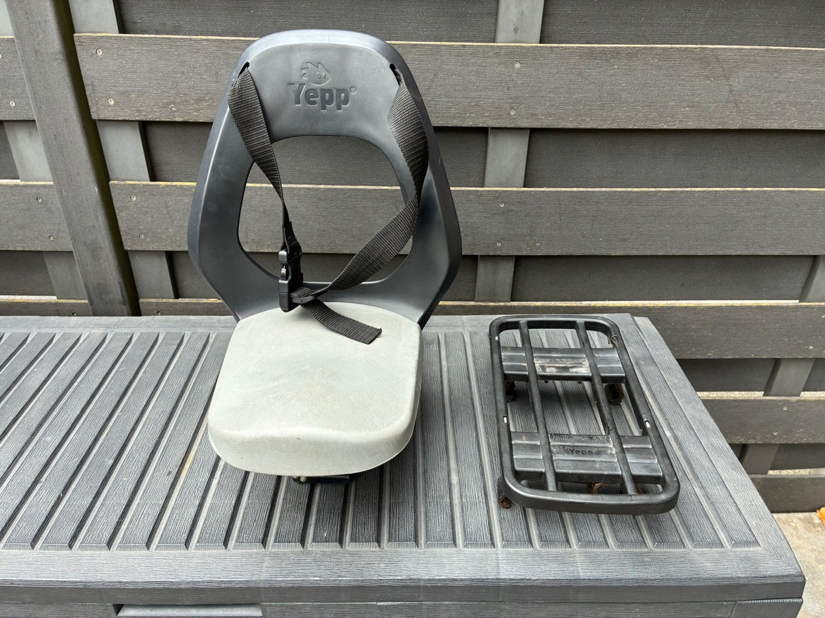 Yepp achterzitje + bagagedrager verhoger, Ophalen, Gebruikt, 9 t/m 36 kg, Achterzitje