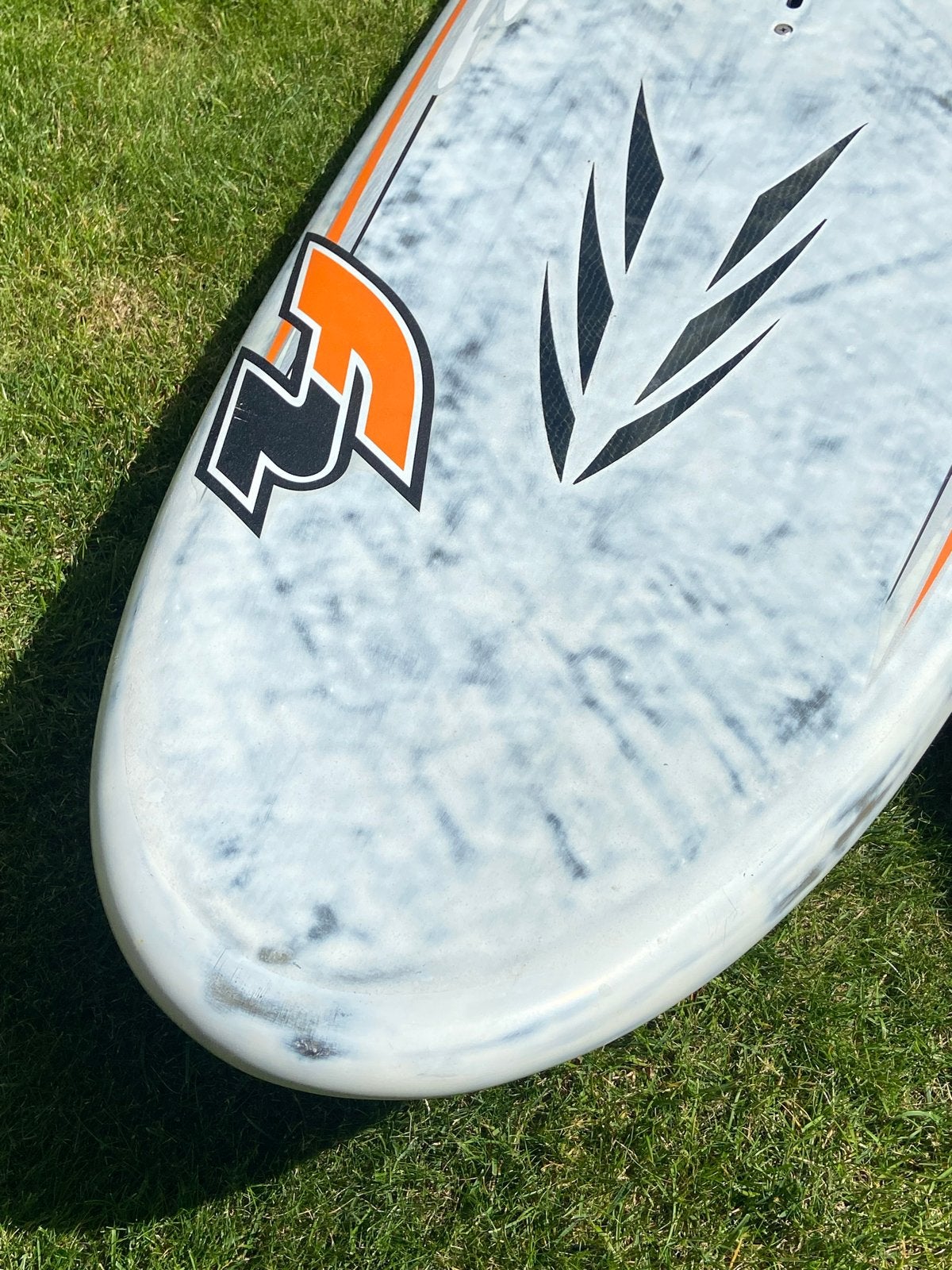 F2 SX S Windsurfboard - Compleet Goede staat, Watersport en Boten, Ophalen, Gebruikt, F2, Met vin(nen)