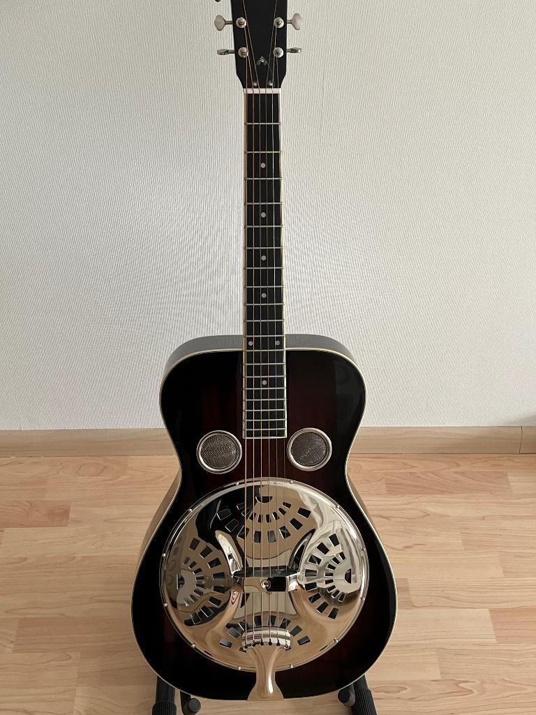 Recording King RR-50-VS Roundneck Resonator, Ophalen, Zo goed als nieuw, Resonator- of Dobrogitaar