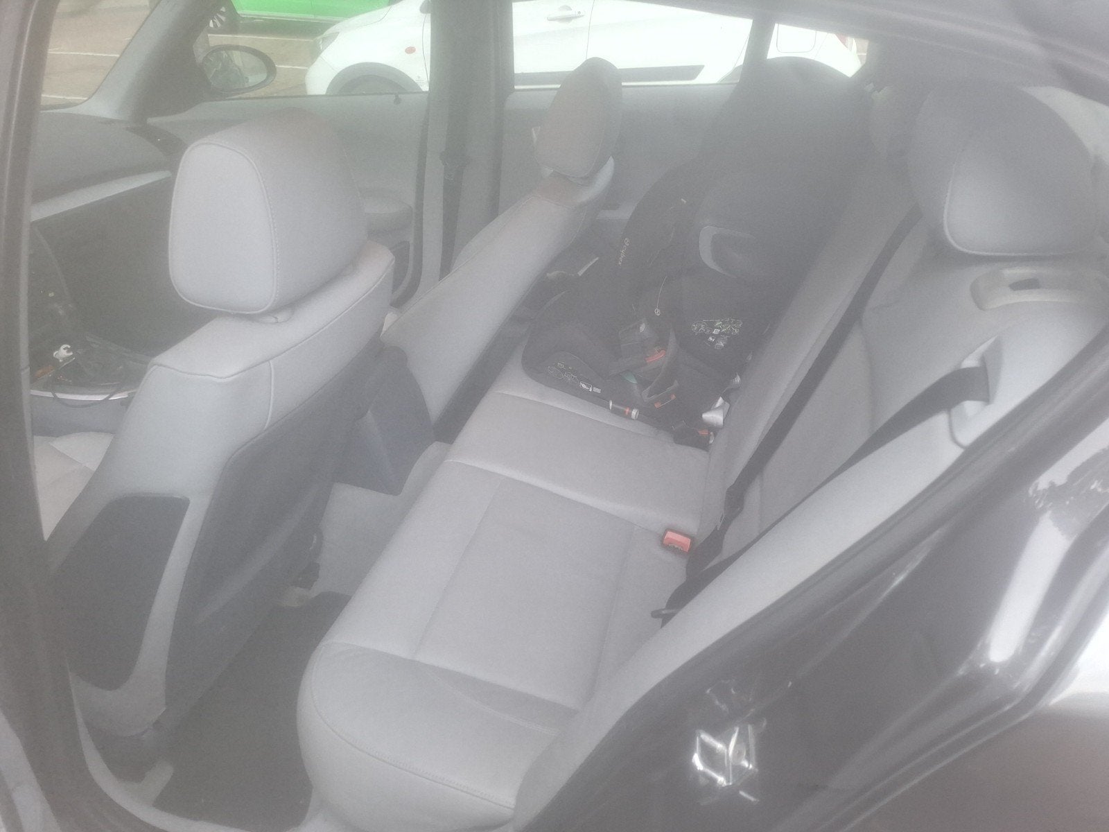 BMW 1-Serie 2.0 120I AUT 2004 Grijs, Achterwielaandrijving, 1995 cc, 4 cilinders, 1200 kg